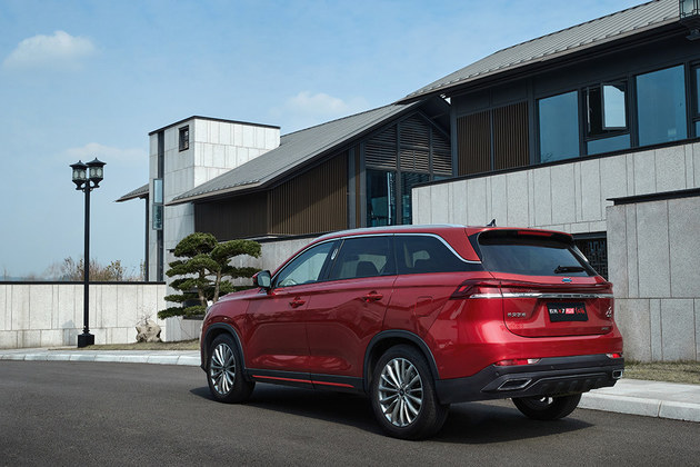 长安欧尚X7 PLUS红版上市 12.89万元