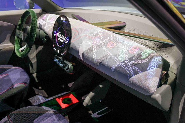 MINI Concept Aceman纯电动跨界概念车上海开启亚洲首秀