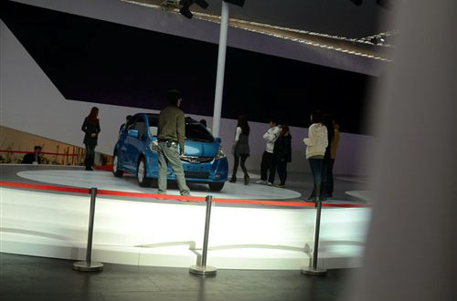 ȫ촰 2011w܇չʽ