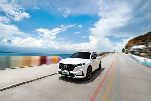 懂节能、更懂性能 东风Honda全新一代CR-V强电智混双车驭电开跑