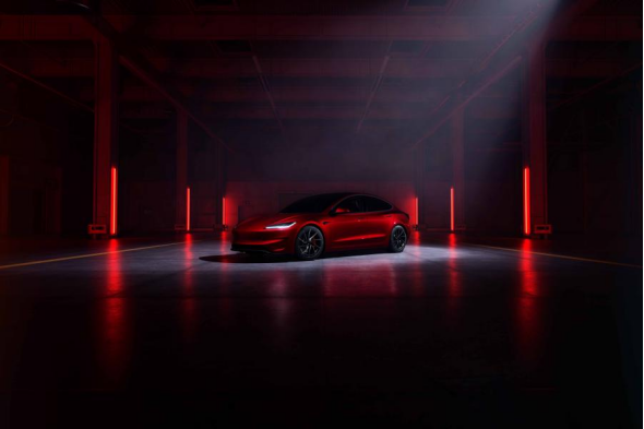 Model 3高性能版33.59万元开启预售
