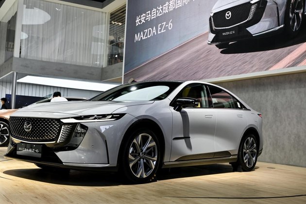 星空体育官网合资新能源价值新标准 MAZDA EZ-6领衔亮相2024成都国际车(图4)