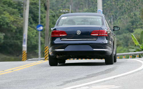 中流砥柱！试驾大众全新帕萨特1.8TSI