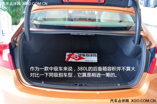 添丁进口 实拍沃尔沃S60 2012款 1.6T