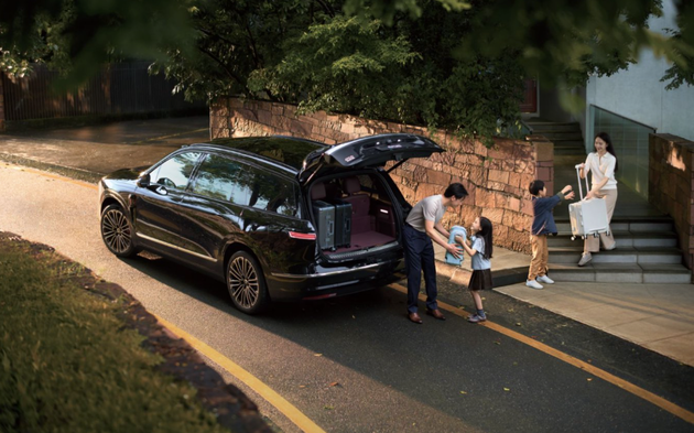 全新ES8正式上市 蔚来Q4盈利曙光初现