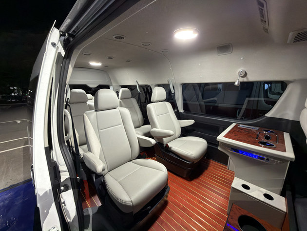 沈阳金杯品牌焕新 五款新车齐发7.69万起