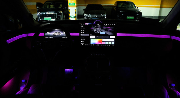 这才是豪华旗舰SUV该有的样子—试驾岚图泰山