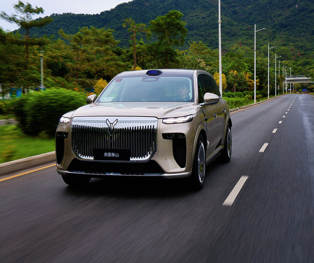 这才是豪华旗舰SUV该有的样子—试驾岚图泰山