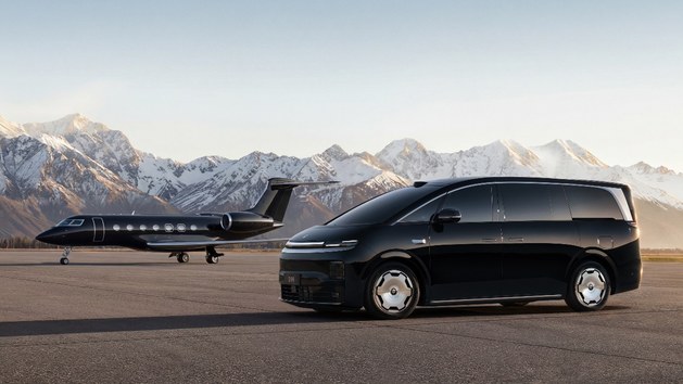 当朱江明不再说“新势力”：一个车企的成年礼