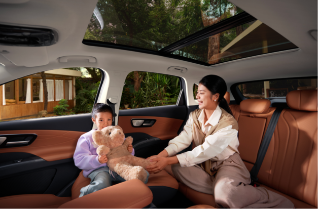 第五代瑞虎8成10万级SUV天花板，移动全能空间装下全家年味