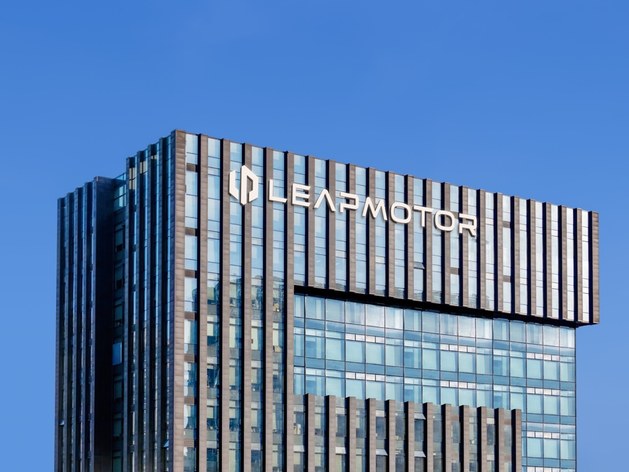 当朱江明不再说“新势力”：一个车企的成年礼