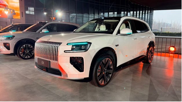 直面BBA极氪8X开启预售 37.68万元—51.68万元起