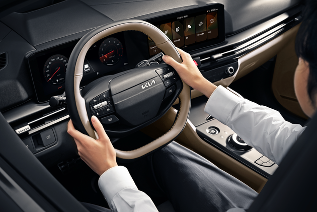 10.99万起售 起亚新狮铂拓界正式上市