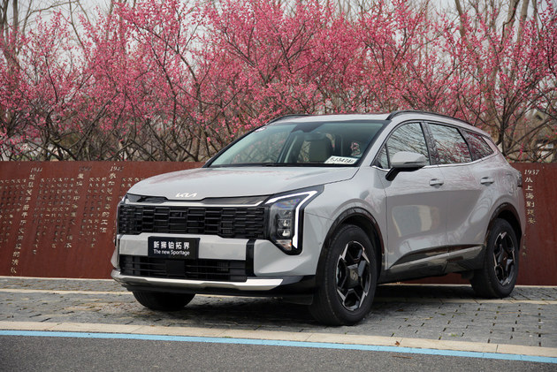 高水准和满诚意 试驾起亚新狮铂拓界