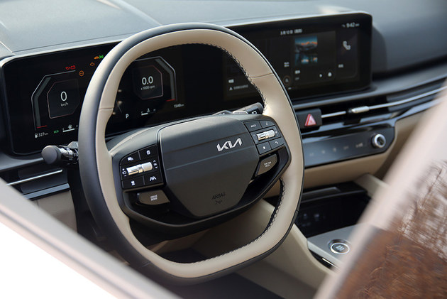 高水准和满诚意 试驾起亚新狮铂拓界