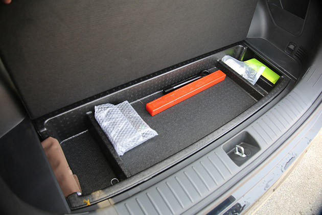 高水准和满诚意 试驾起亚新狮铂拓界