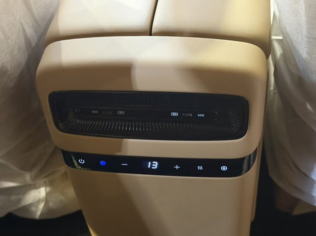 见证岚图梦想家20万辆下线 冠军版车型30.99万元正式上市