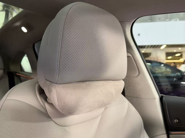 限时置换补贴价16.48万元 昊铂A800正式上市