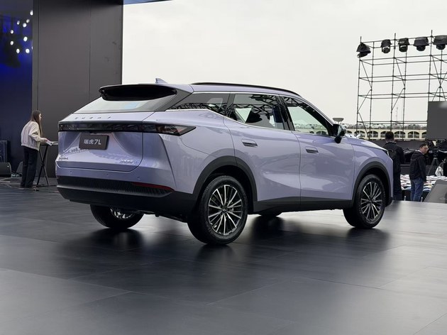 三箭齐发 瑞虎5运动版、新款瑞虎7、瑞虎7L正式上市