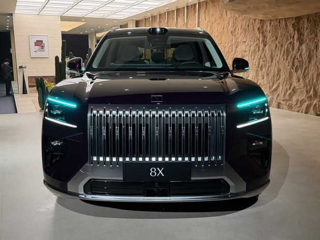 限时权益价32.98万起 极氪8X正式上市