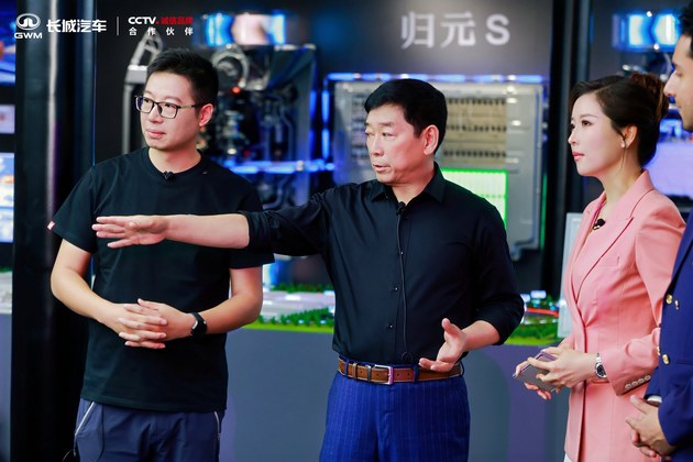 从“赌上姓氏”到“契约归元”：魏建军的车展“逆行”独白