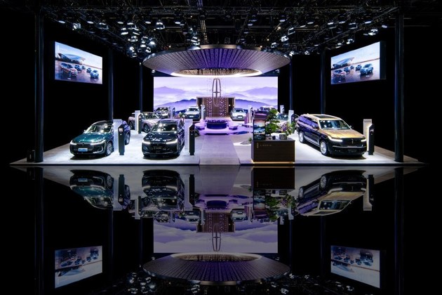 四水归堂藏紫气，双星曜夜启新境