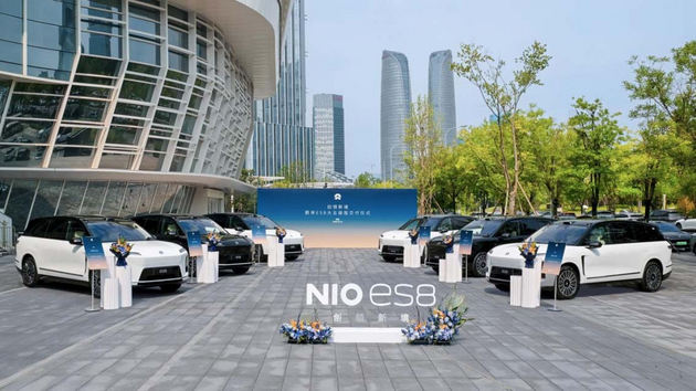 ES8大五座版：一块隔板背后 蔚来正在争夺高端市场的定义权