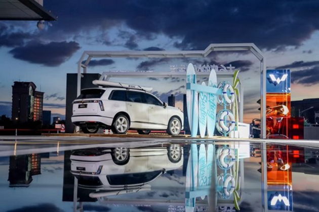 中大型插混六座SUV，五菱星光L上市权益价10.98万元起