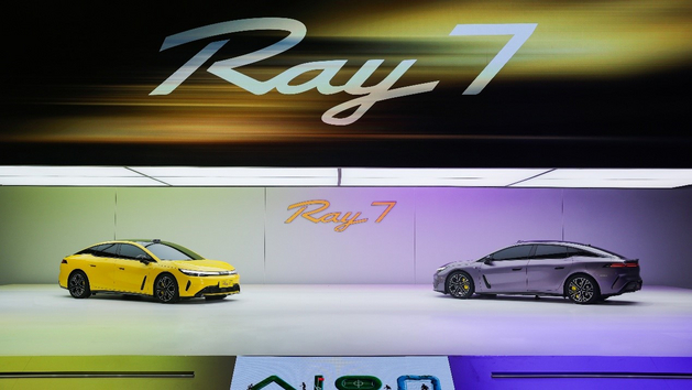 百零刹停33米,Ray7全球首搭华为DriveONE线控制动