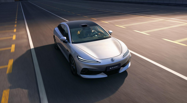 纯电续航1100km 科技豪华智能轿车腾势Z9S正式上市