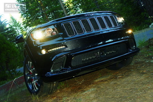 ׵ ԼJeepȫ´ŵSRT8