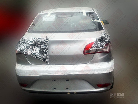 风云2奇瑞三厢 840153.jpg