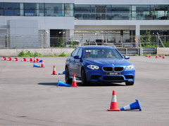 蓝天白云 体验2012 BMW Experience Day