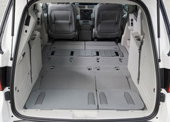 Դ MPV Routan(ni)ع