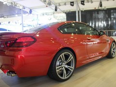 2012成都车展探馆 新款宝马M6正式上市