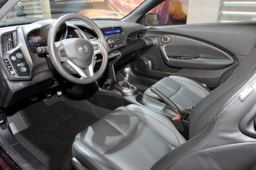 新增运动模式 本田改款CR-Z轿跑发布