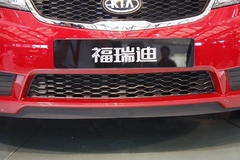 科鲁兹劲敌 起亚Forte福瑞迪多图实拍 