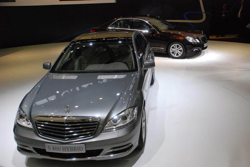 奔驰新S级全球首发 S400 HYBRID亮相 