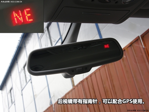 空间很大/后排头枕不舒服 体验奥迪A4L