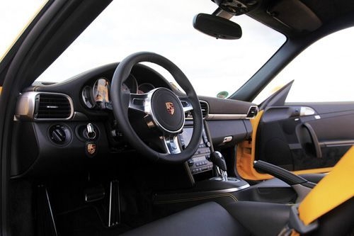 速度艺术 激情试驾新款保时捷911Turbo