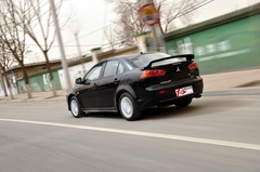 爱上手动换挡 小测三菱蓝瑟·翼神 2.0MT