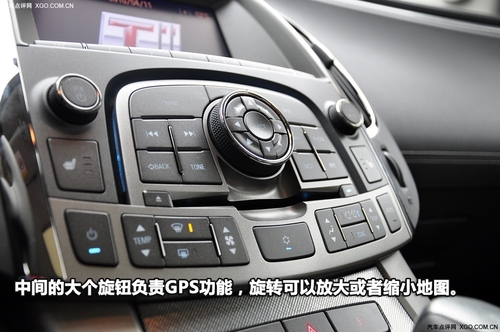 安吉星与2.0T发动机上身 试别克新君越