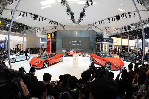 599 GTO全球首发 法拉利豪华亮相车展