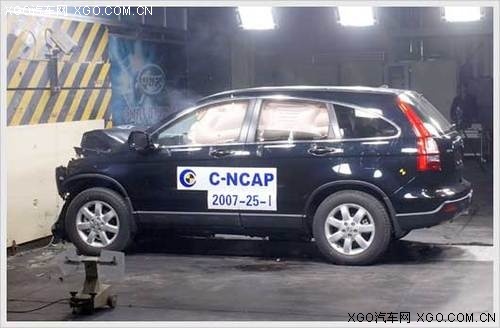 这只是企业标准 质疑C-NCAP汽车安全评定 