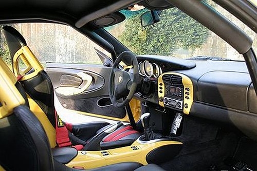 为竞技而生 试驾保时捷911(996)GT3 