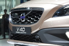 2012广州车展 沃尔沃V40跨界版登台亮相