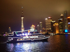 车展茶馆 忙碌中不忘体验夜上海的魅力