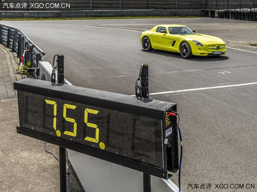 7分56秒 奔驰SLS AMG电动版再破记录