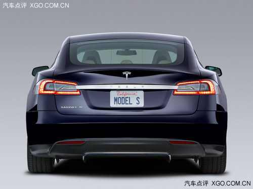 “我”代表未来 海外试驾特斯拉Model S
