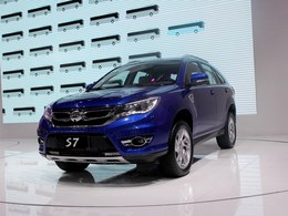 2013广州车展比亚迪 S7